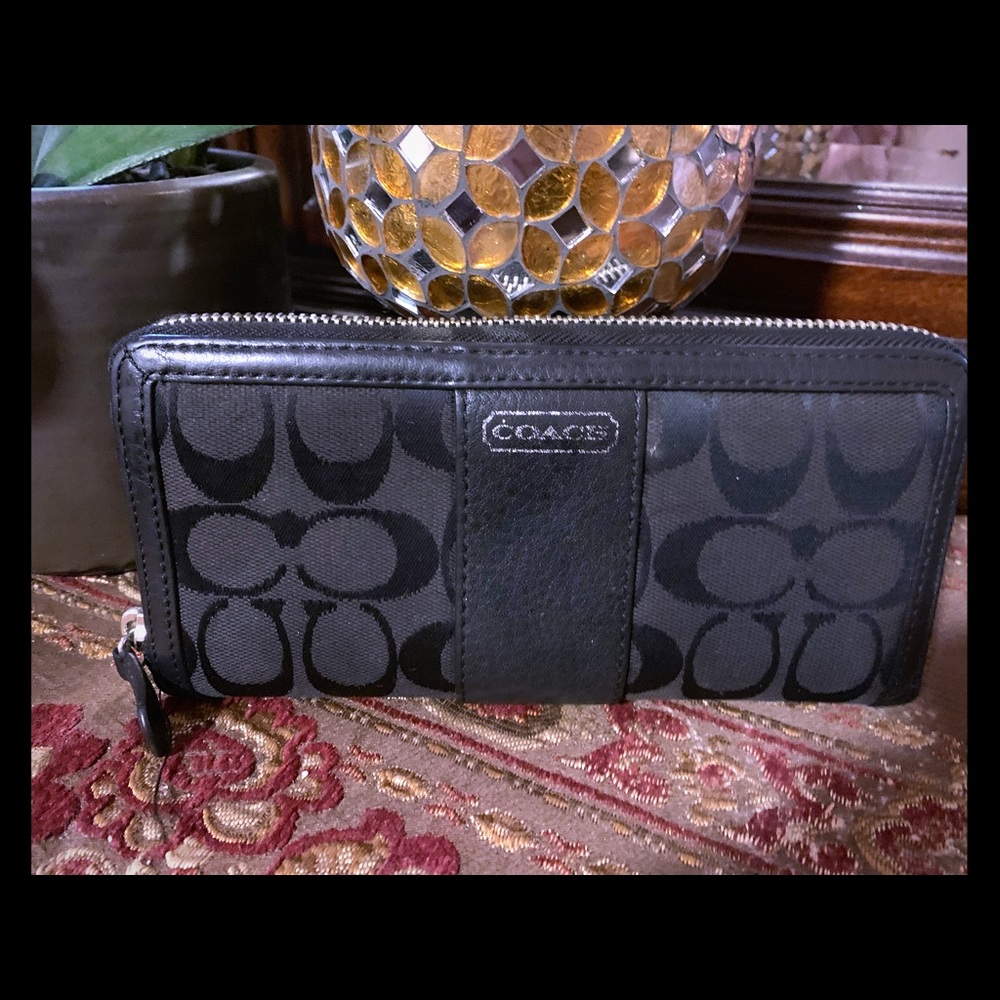 Coach wallet